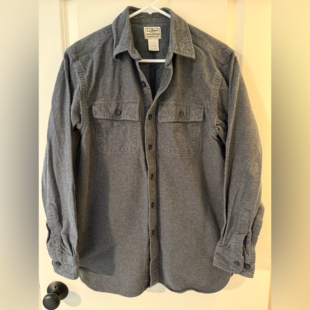 L.L. Bean Charcoal Chamois Traditional Fit Shirt - Size Small